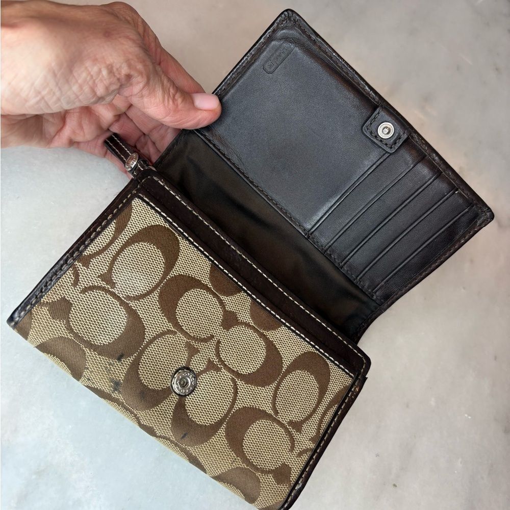 Coach Wallet Canvas brown & tan Signature Jacquard Logo Canvas Compact Wallet - Picture 7 of 10